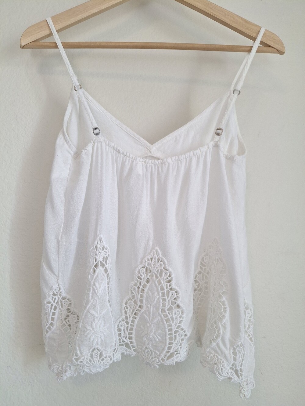 Abercrombie & Fitch Crochet Medallion Lace Camisole Peasant Top - Picture 3 of 6